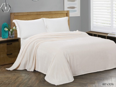 Плед Cleo "Virginia" велсофт полуторный 150*200 (150/007-ODN, Однотонное, Молочный) Плед Cleo "Virginia" велсофт полуторный 150*200 (150/007-ODN, Однотонное, Молочный)