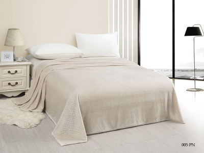 Плед CL HOME "Pinoli" велсофт евро 200*220 в атласной ленте  (200/005-PN/LA, Узоры, Молочный) Плед CL HOME "Pinoli" велсофт евро 200*220 в атласной ленте  (200/005-PN/LA, Узоры, Молочный)