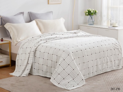 Плед Cleo "Bamboo" полуторный 150*200 микрофибра 100% (150/287-pb, Геометрия, Серый) Плед Cleo "Bamboo" полуторный 150*200 микрофибра 100% (150/287-pb, Геометрия, Серый)